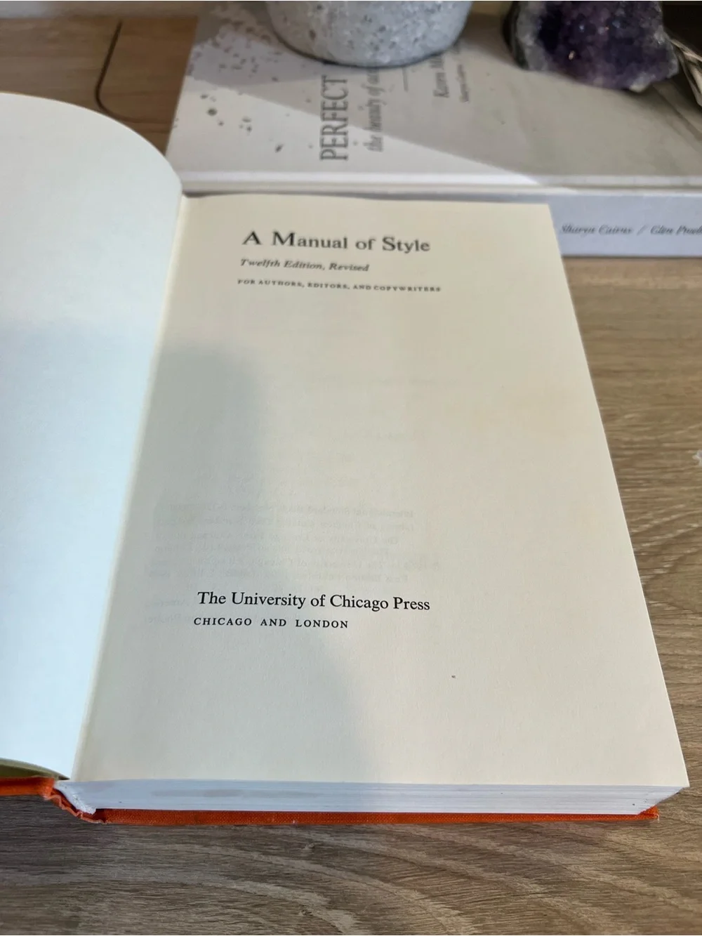 A Manual of Style University of Chicago Press Hardcover 1969 12th Ed Vintage⁠